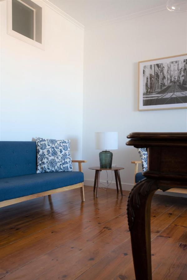 White&Blue Vintage Home in Graça Lisboa Exterior foto